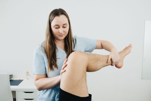 Expert en santé du genou à Paris : dites adieu aux douleurs